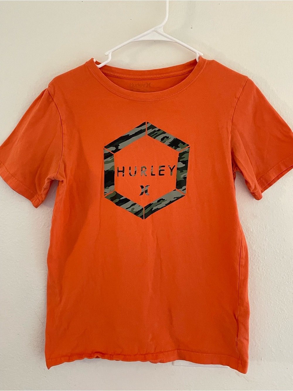 Hurley Boys XL Orange Camo Hexagon Graphic Tee